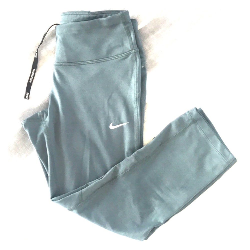 Nike Dri-fit Capri workout pants
